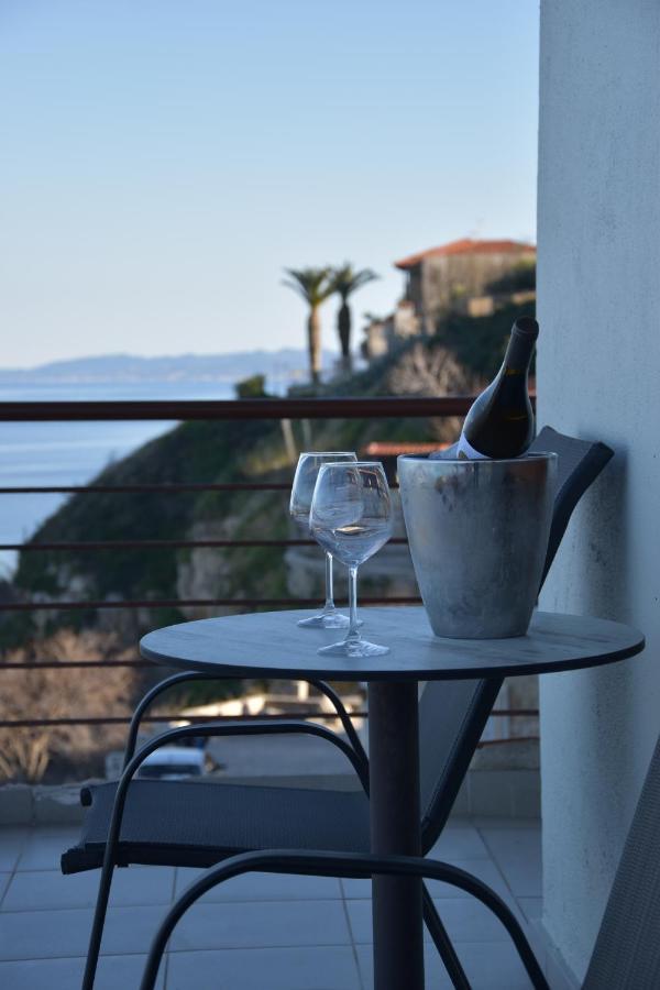 Brezza Marina House *